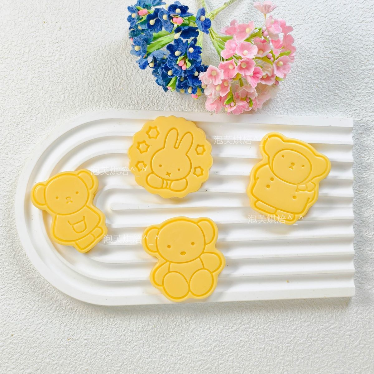 Cute 3D Press Cookie Mold with - Kitchen Appliances Brand review and price